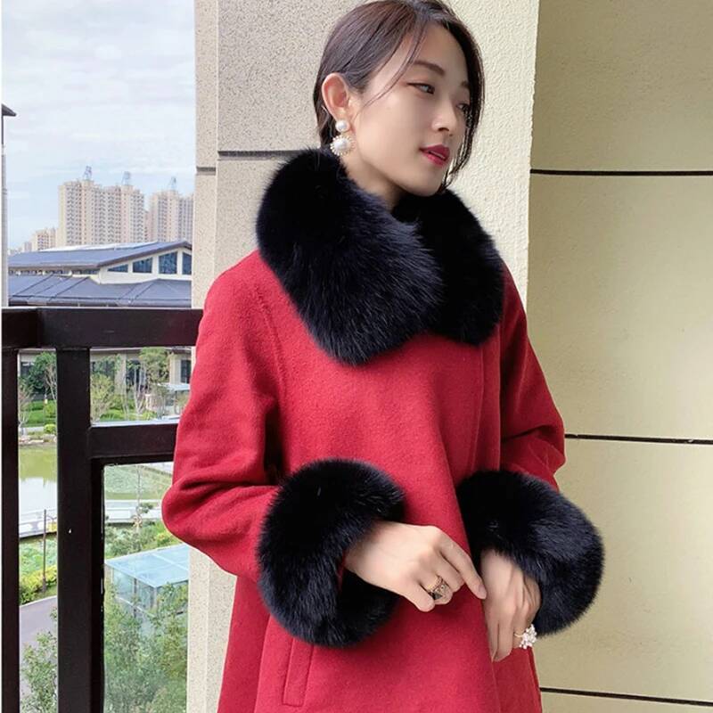 Winter Clothing Pk - معطف شتوي بياقة للنساء من فرو