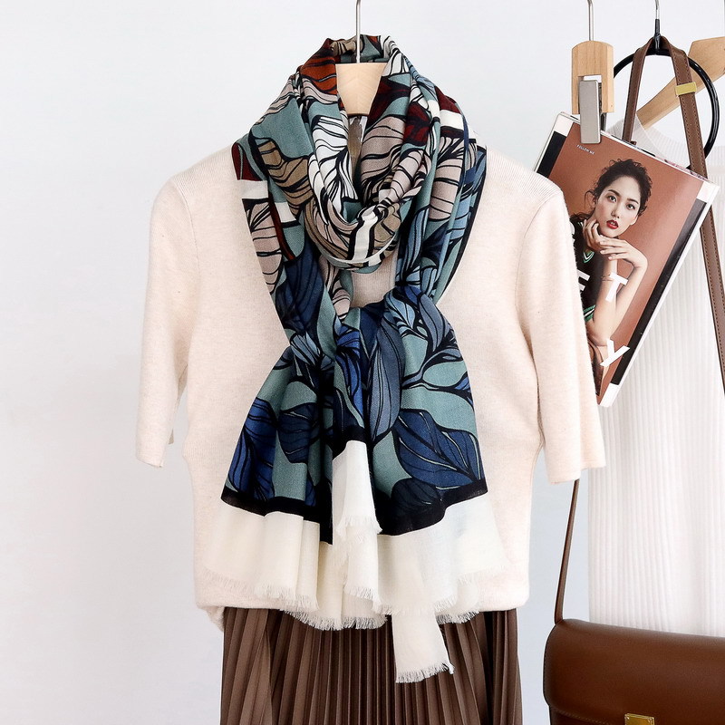 شالات كشمير طويلة بشرّابات، شا - مراجعة Winter Clothing Hong Kong وسعره