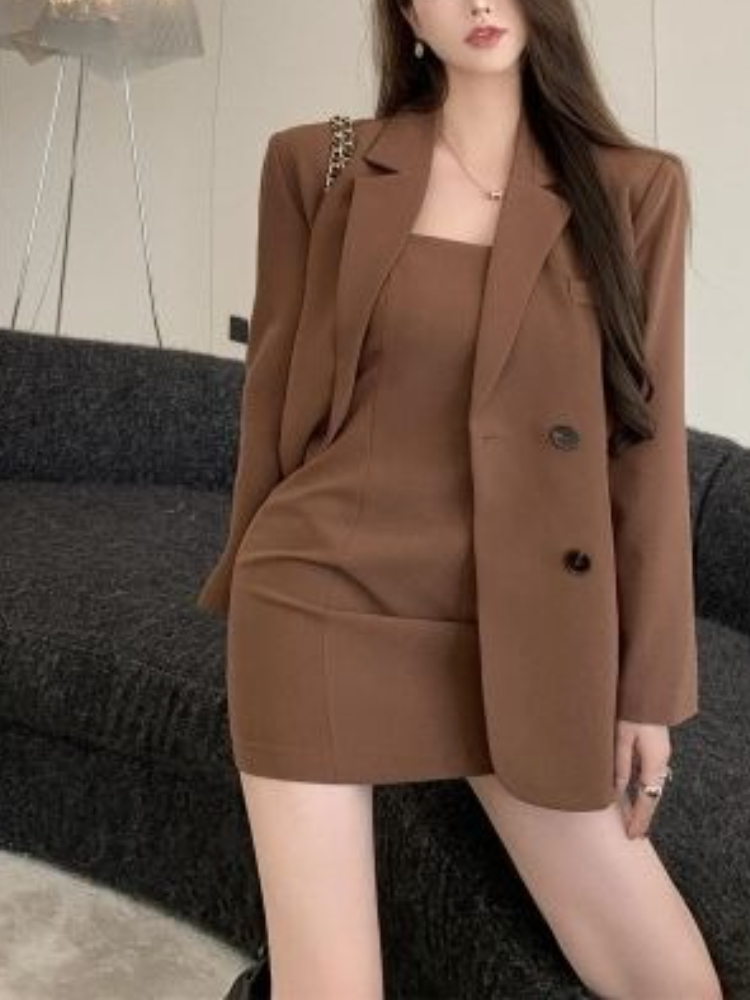 الخريف الشتاء البني أنيقة 2 قط - مراجعة Winter Clothing Pk وسعره