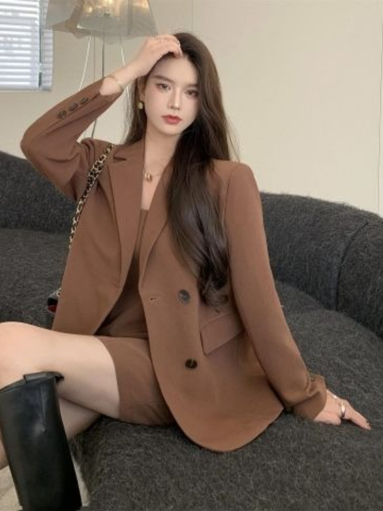 الخريف الشتاء البني أنيقة 2 قط - مراجعة Winter Clothing Pk وسعره